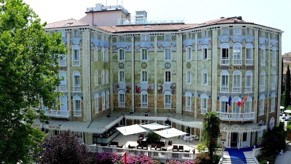 Ausonia Hungaria Wellness & Lifestyle Venetië-Lido